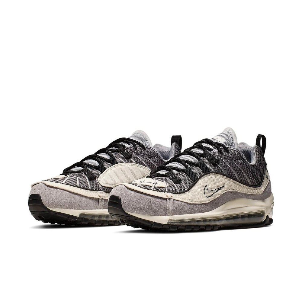 Nike Sneakers - Men's 8